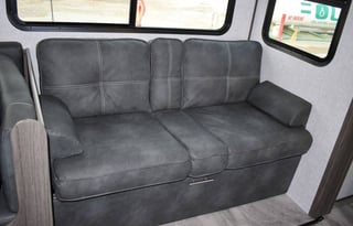 2021 AirBnB on Wheels  Kodiak Ultralite 283BHSL