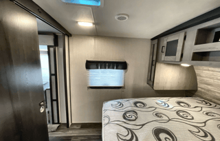 Outer Banks Bound? Perfect Couple Setup!