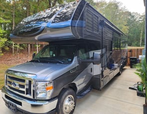 Gulf Stream RV Conquest Class C 6320