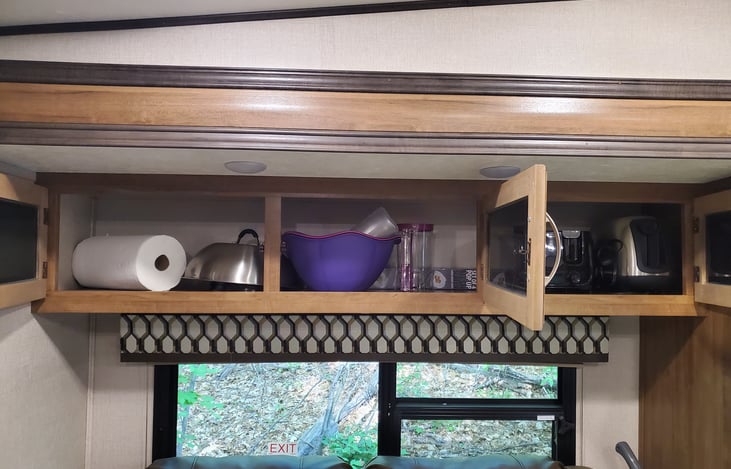 Mixing bowls, slice toaster and some bug nets for your food bowls