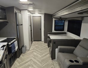 Cruiser Embrace EL280