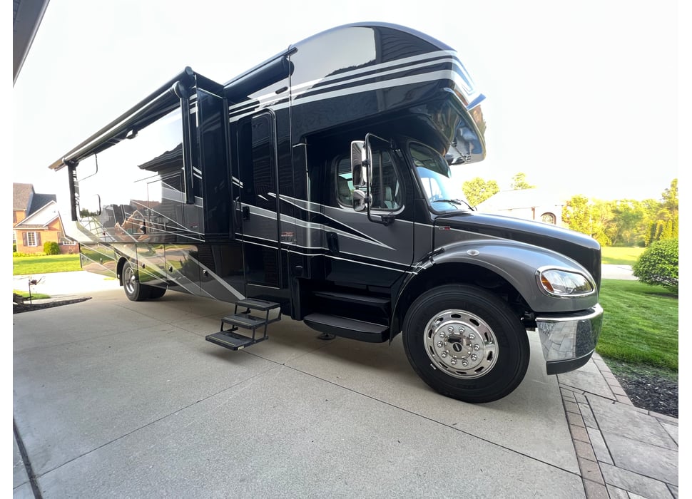 Class C Motor Home rentals in White Lake