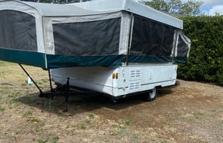 2002 Coleman Cozy Pop-Up