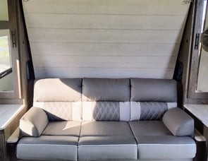 Forest River RV Wildwood X-Lite 19DBXL