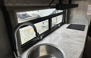 2021 Mercedes Delano 24FB