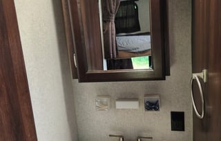 Memory Maker-Wander Freely: All 50 States Welcome!