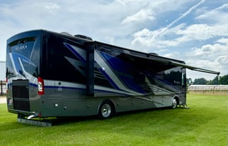 Convenience Rv's Riviera