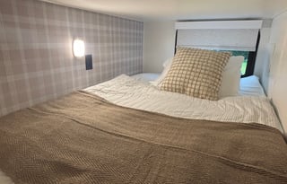 Luxury Renovated ‘22 Camper | Pet Friendly Retreat