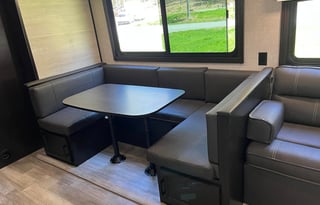 New '22 Jayco 6-8 Sleeper, Perfect Family Comfort