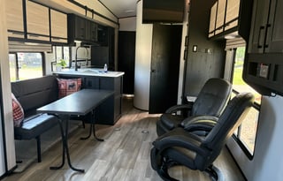 16 FT GARAGE TOY HAULER/CAMPER- pickup in WI or IL