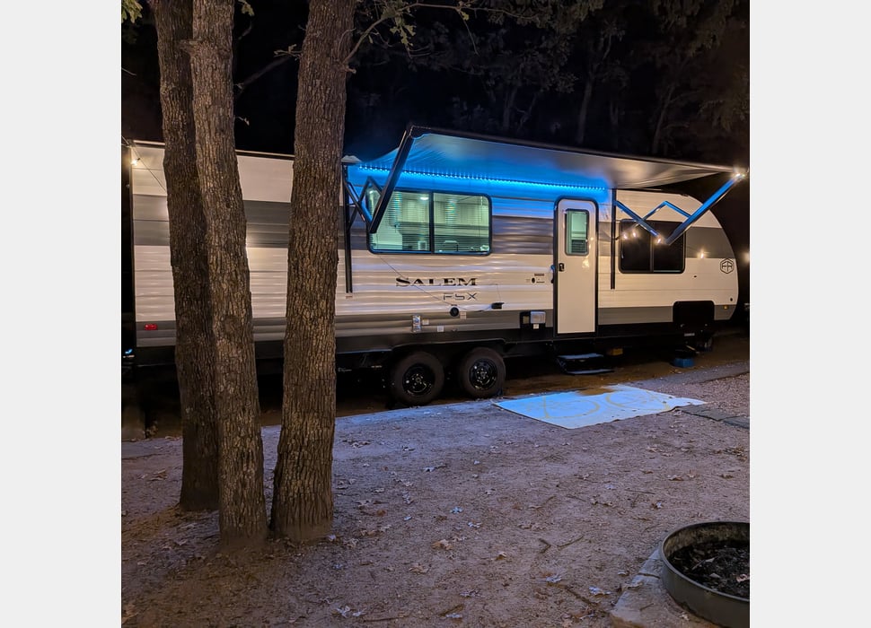 Travel Trailer rentals in Plano