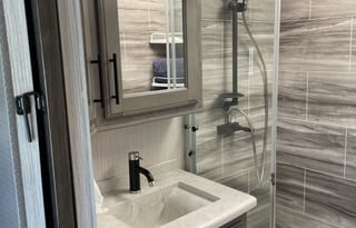 Summer RV Retreat - Luxury Living