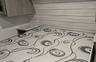 2024 Coleman Lantern 263BH