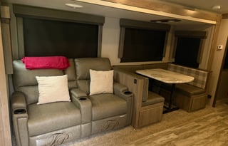 Family and Pet Friendly RV Rental