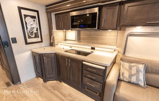 2022 Thor Motor Coach Aria 4000