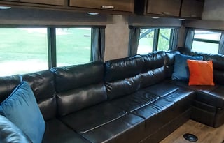 2019 Highland Ridge TWO Bath Sleeps 10