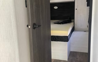 2022 Heartland Trail Runner 27RKS Carolina Skys