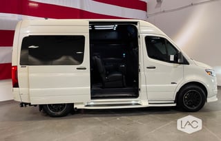 NEW! 2024 Mercedes Benz Luxe Cruiser w/ Bathroom!