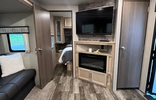 2021 Coachman Catalina Family Traveler!