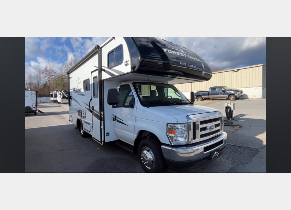 Class C Motor Home rentals in Redlands