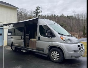 Winnebago Travato 59G