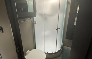 Luxury Camping! Fully Equipped 35ft 5th Wheel!