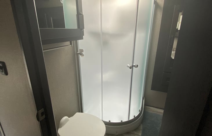 Stand Up Bathroom Shower