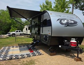 Forest River RV Cherokee Wolf Pup 17JG