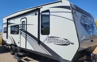 2020 Attitude 21SAG-LE