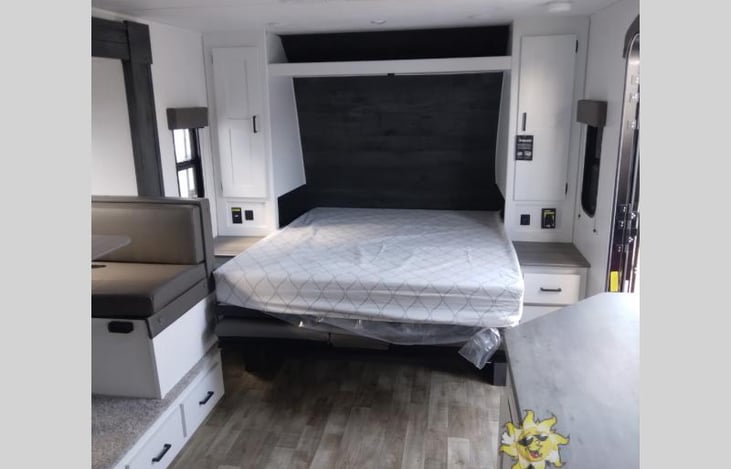 Queen size Murphy bed