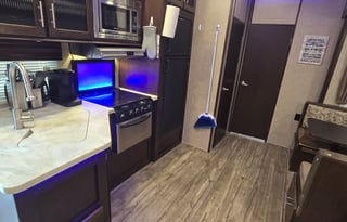 2018 Forest River RV Cherokee Arctic Wolf 315TBH8