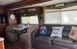 MEET “DAKOTA” OUR FAMILY FUN RV