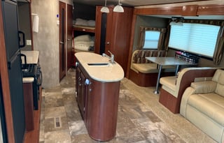 2014 Winnebago Towables Ultralite 28DDBH