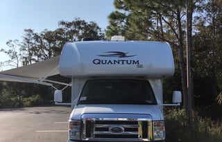 2021 Thor Motor Coach Quantum SE SE28 Ford