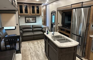 2021 Coachmen RV Chaparral 367BH