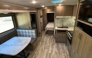 2022 Grand Design Imagine 2400BH