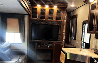 2019 Forest River RV Cherokee Arctic Wolf 315TBH8