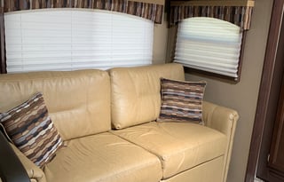 2014 Dutchmen RV Coleman Expedition CTS233QB