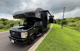 BRAND NEW 2026 Entegra Esteem 27U 30' Class C