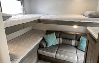 2022 Forest River RV Wildwood X-Lite T273QBXL