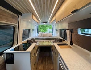 Mercedes-Benz Sprinter 419 LWB High