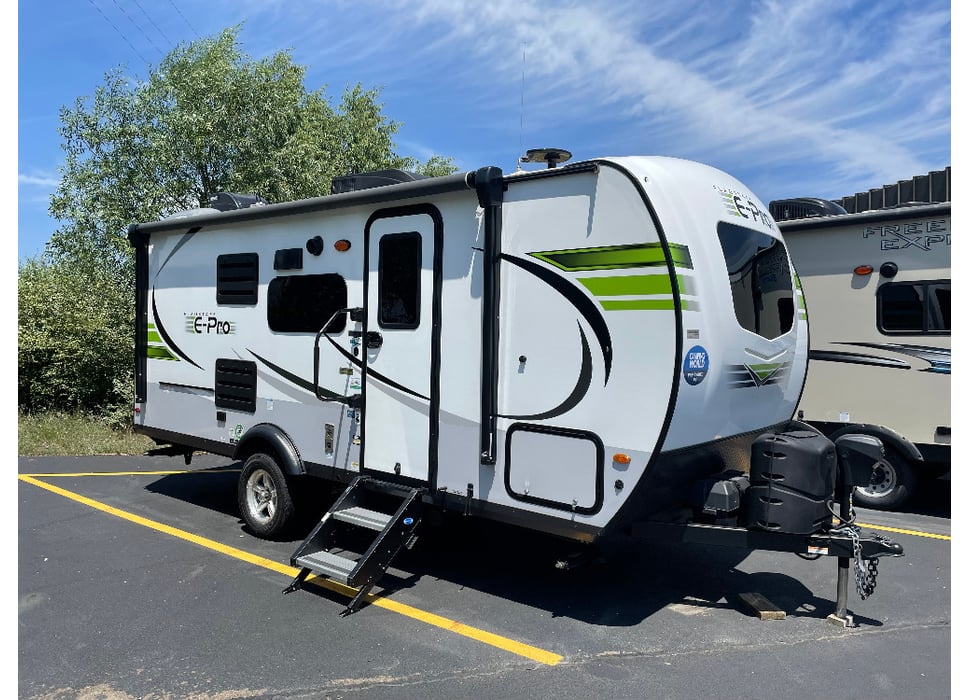 Travel Trailer rentals in Chicago