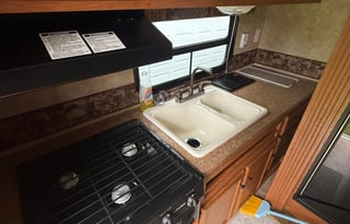 2010 KZ Sportsmen S235RK