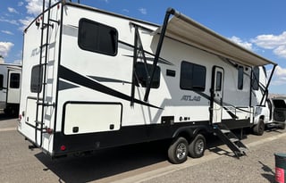 2021 Dutchmen RV Atlas 2942BHF