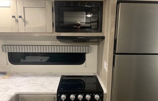 Chef Skuter's RV Rental - Get Skutin'