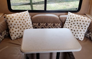 Classic Coachmen Comfort - Pet Friendly!