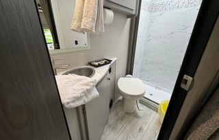 2026 27ft Coachmen 23FS - Sleeps 6