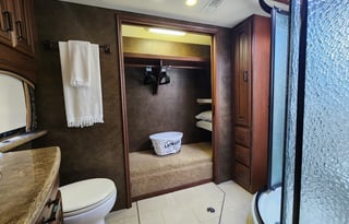 Entegra Luxury Motorcoach with Amenities Galore!