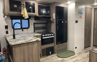 The Roaming Retreat – Fully Stocked for Adventure