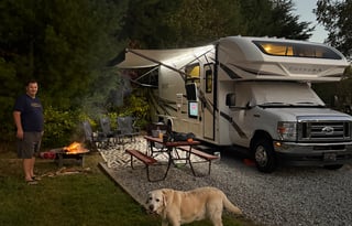 2022 Entegra Odyssey 31F–Sleeps 10, Wifi, Loaded